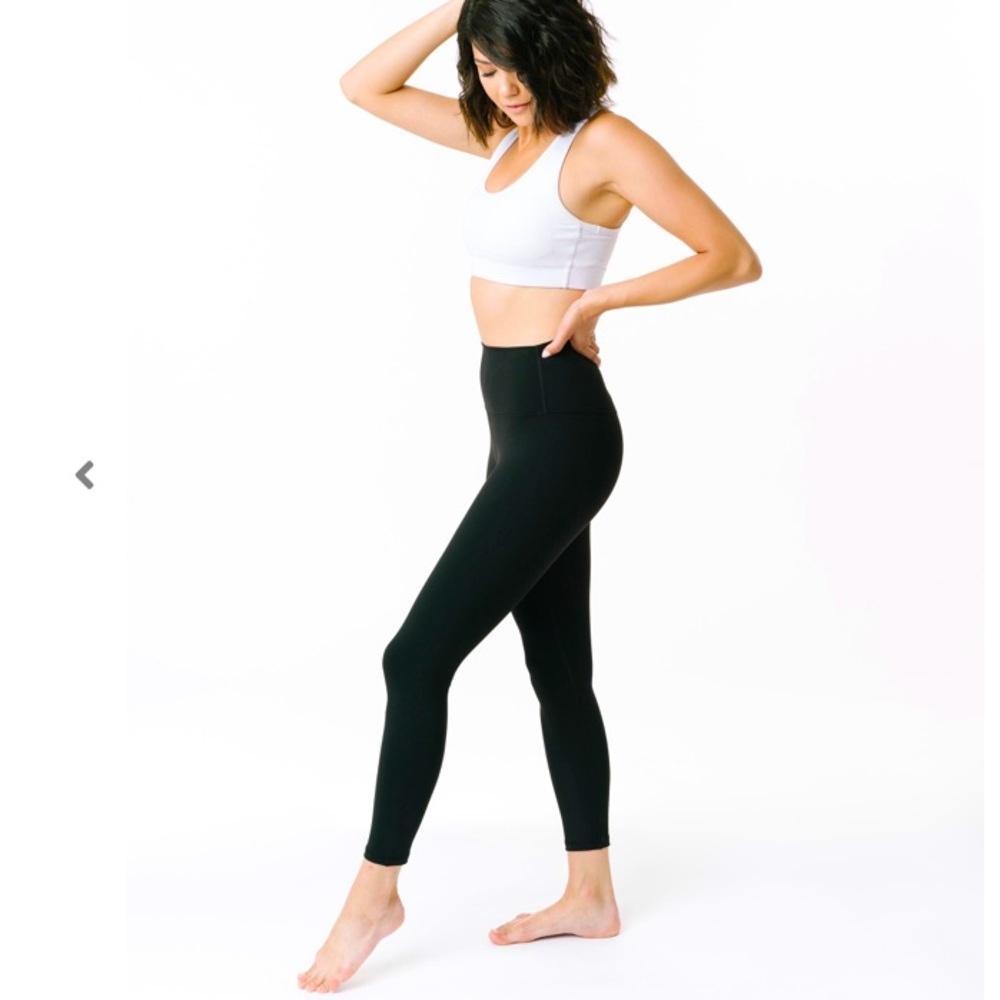 Zyia Black Ascend Hi Rise 7/8 24”